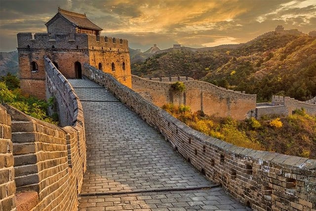 a looooong walk on the Chinese wall